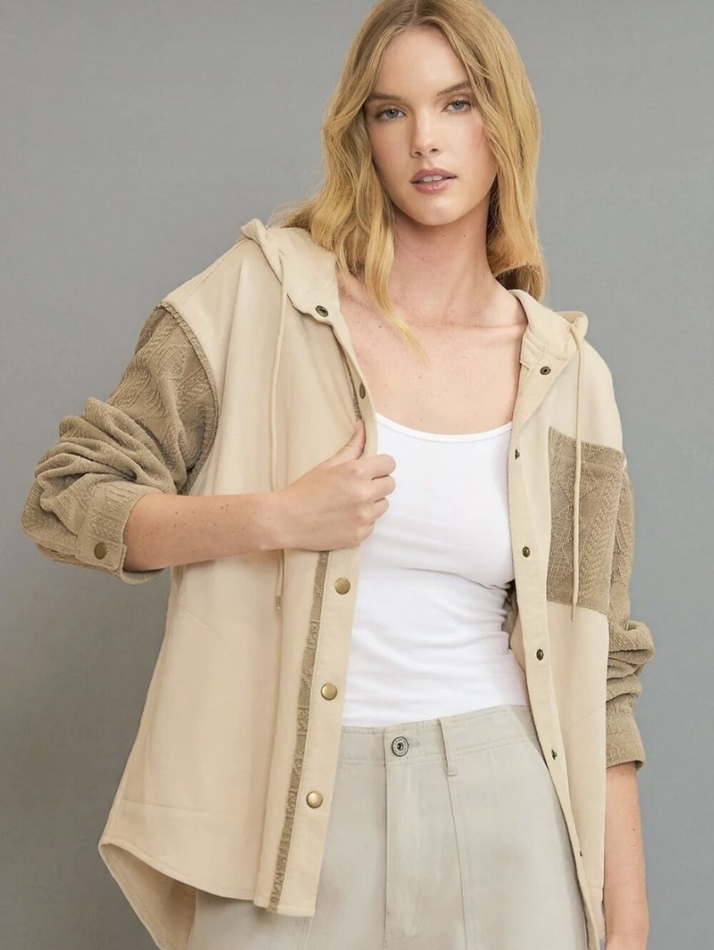 Umgee Khaki Two-Tone Hooded Snap Shacket Sz S